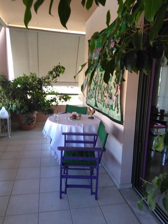 Apartment By The Airport Koropion Exterior photo